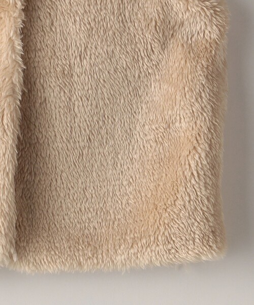 SHIPS（シップス）の「SHIPS KIDS:80～90cm / フェイクファー リバーシブル ベスト（ベスト・キッズ・ベージュ/オフホワイト・90/80）」の6枚目の写真