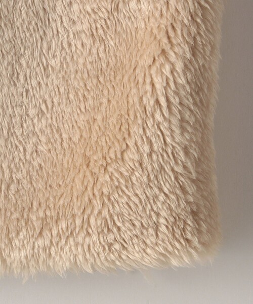 SHIPS（シップス）の「SHIPS KIDS:80～90cm / フェイクファー リバーシブル ベスト（ベスト・キッズ・ベージュ/オフホワイト・90/80）」の7枚目の写真