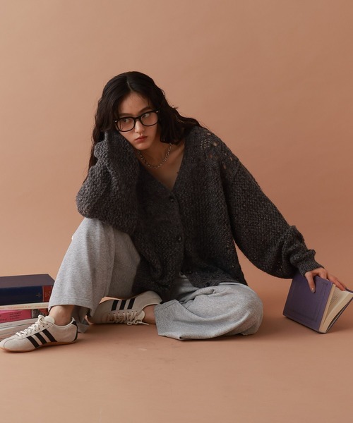 RAGEBLUE(レイジブルー)の「透かし編みダメージラメニットカーディガン(カーディガン/ボレロ・レディース・ブラウン/グレー/ブルー・FREE)」の4枚目の写真