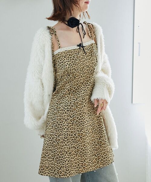 MAJESTIC LEGON（マジェスティックレゴン）の「ローズモチーフミニキャミワンピース（ワンピース・レディース・ブラック系その他/ブラウン系その他2/ベージュ系その他2・MEDIUM）」の10枚目の写真