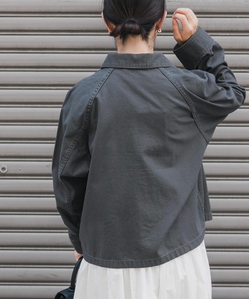 FORK&SPOON（フォークアンドスプーン）の「FORK&SPOON　ミリタリージャケット（ミリタリージャケット・レディース・カーキ/チャコールグレー・1）」の6枚目の写真