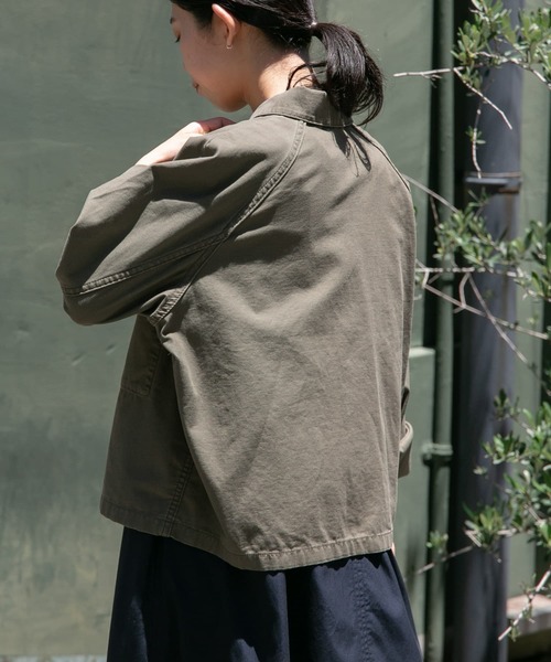 FORK&SPOON（フォークアンドスプーン）の「FORK&SPOON　ミリタリージャケット（ミリタリージャケット・レディース・カーキ/チャコールグレー・1）」の16枚目の写真