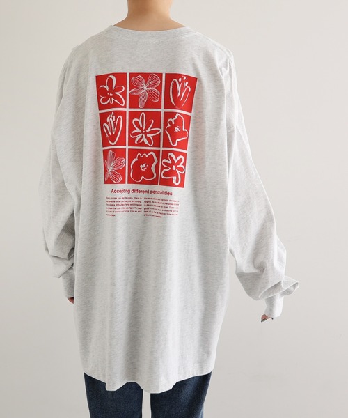ANME（アンメ）の「ロゴフラワーイラストプリント長袖Tシャツ（Tシャツ/カットソー・レディース・ネイビー/オートミール/ホワイト系その他/オフホワイト・M/L）」の12枚目の写真