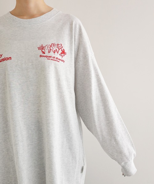ANME（アンメ）の「ロゴフラワーイラストプリント長袖Tシャツ（Tシャツ/カットソー・レディース・ネイビー/オートミール/ホワイト系その他/オフホワイト・M/L）」の20枚目の写真