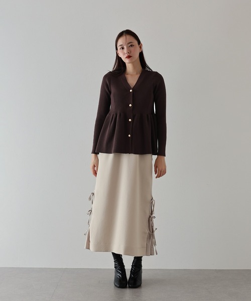 バーバリーブルーレーベル♡ウエストリボン♡ペプラム♡カーディガン J by blue（ジェイバイブルー）の「ゴールドボタンペプラム