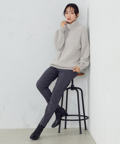 COMME CA ISM(コムサイズム)の「ラメモール オフタートルネックニット(ニット/セーター・レディース・ライトグレー/チャコール/アイボリー・FREE)」の8枚目の写真