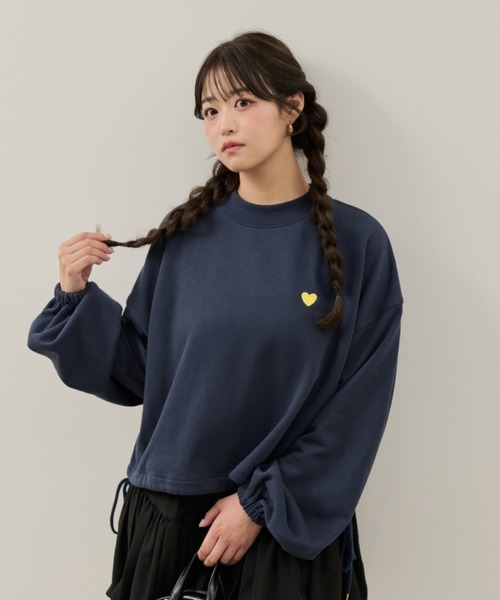 Auntie Rosa(アンティローザ)の「【karin】ハート刺繍ラフスウェット(スウェット・レディース・ライトグレー/ネイビー・FREE)」の8枚目の写真