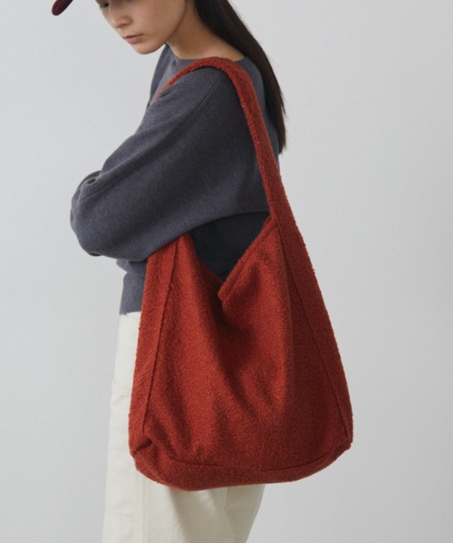 MERLOT(メルロー)の「ワンハンドルボアショルダーバッグ/A4収納可能(ショルダーバッグ・レディース・レッド/ブラック・FREE)」の18枚目の写真