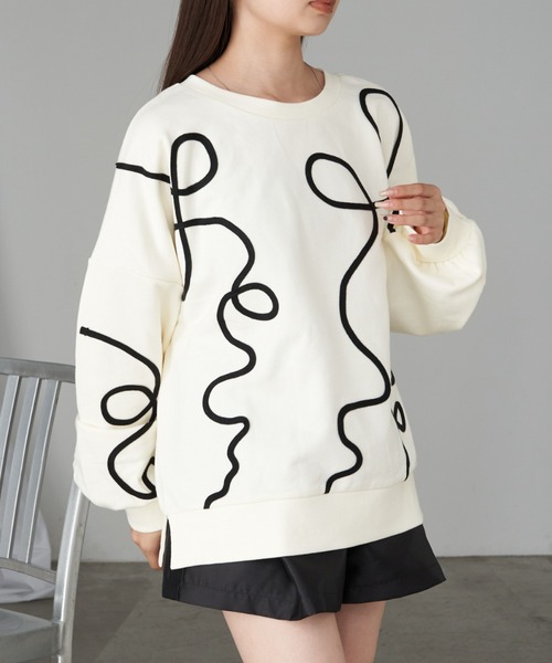 RAY CASSIN（レイカズン）の「【ゆったりとした着心地】ラインテープスウェット（スウェット・レディース・ホワイト系その他2/グレー系その他2/グレー系その他3・FREE）」の5枚目の写真