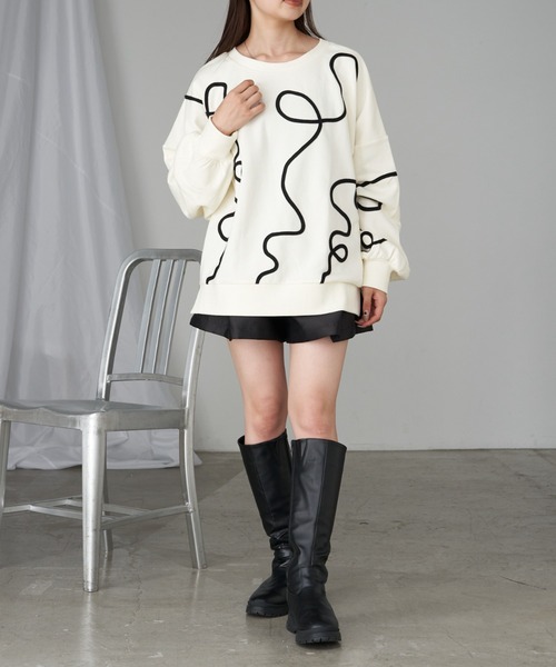 RAY CASSIN（レイカズン）の「【ゆったりとした着心地】ラインテープスウェット（スウェット・レディース・ホワイト系その他2/グレー系その他2/グレー系その他3・FREE）」の8枚目の写真