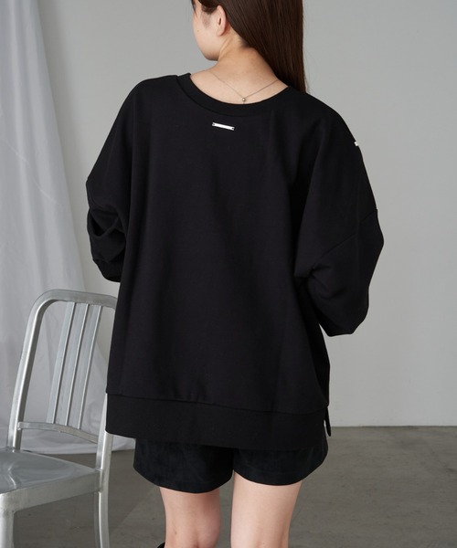 RAY CASSIN（レイカズン）の「【ゆったりとした着心地】ラインテープスウェット（スウェット・レディース・ホワイト系その他2/グレー系その他2/グレー系その他3・FREE）」の12枚目の写真