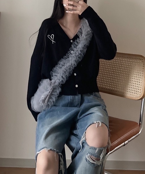 nemne store(ネンネストア)の「《Delfy》フリルチュールショルダーバッグ(ショルダーバッグ・レディース・ブラック/アイボリー/グレー系・フリー)」の6枚目の写真