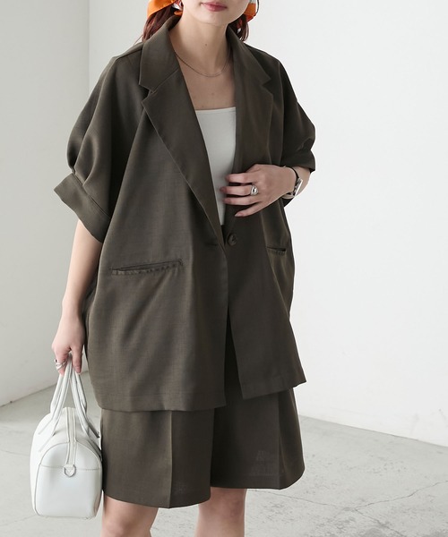 BONLECILL（ボンルシール）の「【セットアップ対応】フェイクリネン ボリュームタックスリーブコクーンテーラードジャケット（テーラードジャケット・レディース・チャコールグレー/アイボリー/ブラック/ブラウン/ベージュ・FREE）」の5枚目の写真