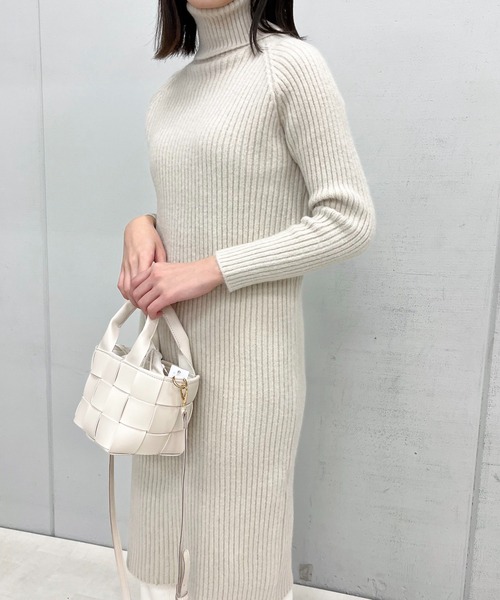 タートルネックリブニットワンピース（ワンピース）｜En serio TOKYO（エンソリオトーキョー）