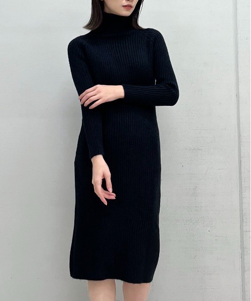 タートルネックリブニットワンピース（ワンピース）｜En serio TOKYO（エンソリオトーキョー）