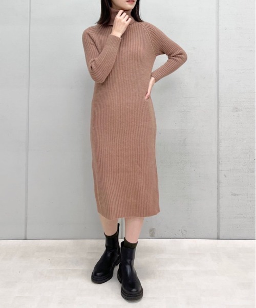 タートルネックリブニットワンピース（ワンピース）｜En serio TOKYO（エンソリオトーキョー）