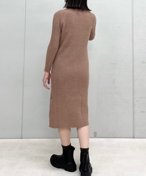 タートルネックリブニットワンピース（ワンピース）｜En serio TOKYO（エンソリオトーキョー）
