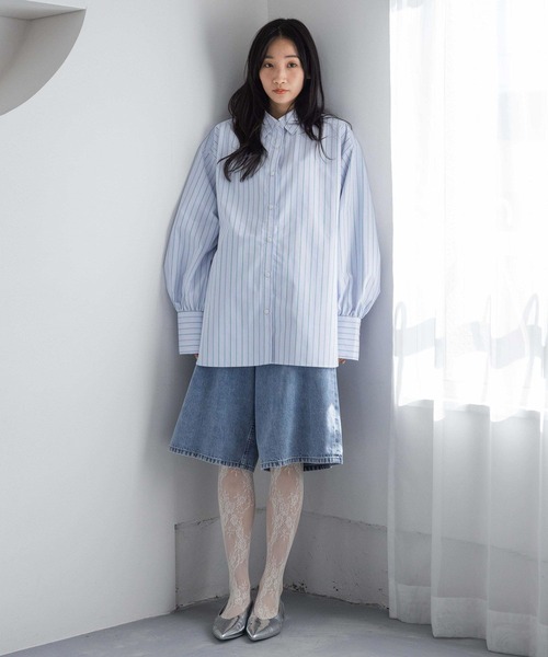 LOWRYS FARM(ローリーズファーム)の「ストライプ2WAYシャツ 251985(シャツ/ブラウス・レディース・ライトブルー/ブルー/ブラック・FREE)」の4枚目の写真