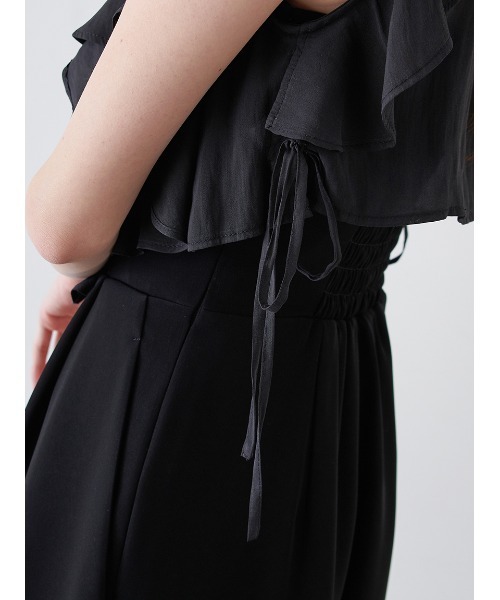 SNIDEL(スナイデル)の「ラッフルボレロコンビネゾン(つなぎ/オールインワン・レディース・ピンクベージュ/ブラック/グレー・1/0)」の9枚目の写真