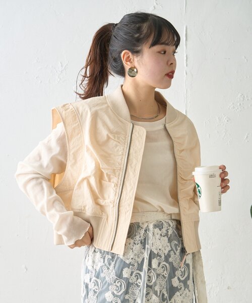 CIAOPANIC TYPY（チャオパニックティピー）の「シャーリングクロップドMA-1ベスト（ベスト・レディース・オフホワイト/カーキ/ブラック・ONE SIZE）」の9枚目の写真