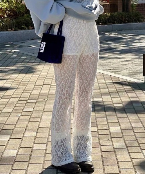 Teem Store(チームストア)の「レーススリム フレアパンツ レイヤード着 着回し力(その他パンツ・レディース・ホワイト/ブラック/アイボリー/ピンク・F)」の1枚目の写真