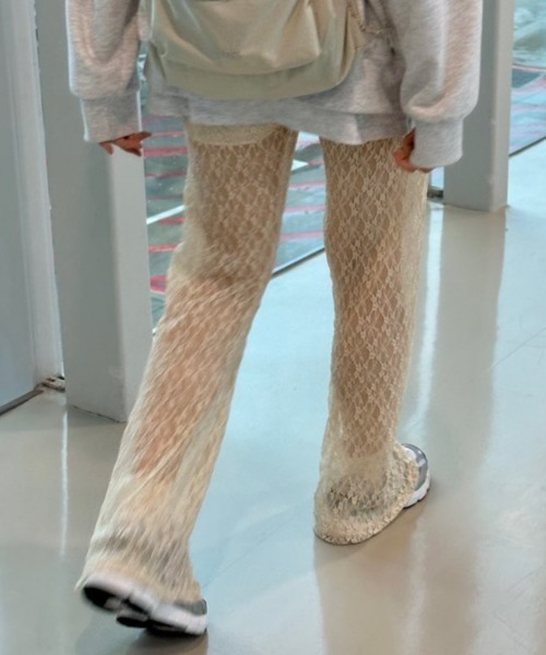 Teem Store(チームストア)の「レーススリム フレアパンツ レイヤード着 着回し力(その他パンツ・レディース・ホワイト/ブラック/アイボリー/ピンク・F)」の9枚目の写真