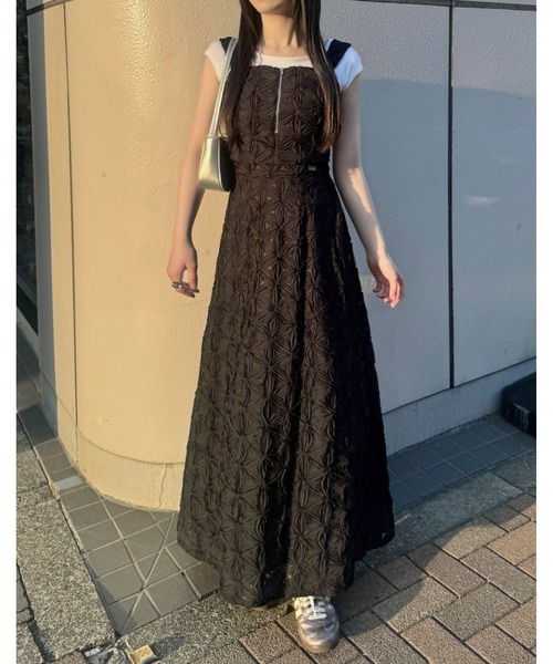 mellowneon（メロウネオン）の「フラワービスチェスカートセットアップ（ワンピース・レディース・アイボリー/ブラック・MEDIUM/SMALL）」の11枚目の写真