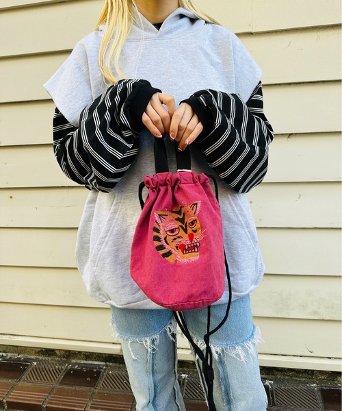 HOUSTON(ヒューストン)の「HOUSTON / EMB PIGMENT EFFECT BAG / 6878/ 6879(ショルダーバッグ・レディース・ブラック系その他/ブルー/レッド/レッド系その他/ブルー系その他/ブラック・ONESIZE)」の18枚目の写真