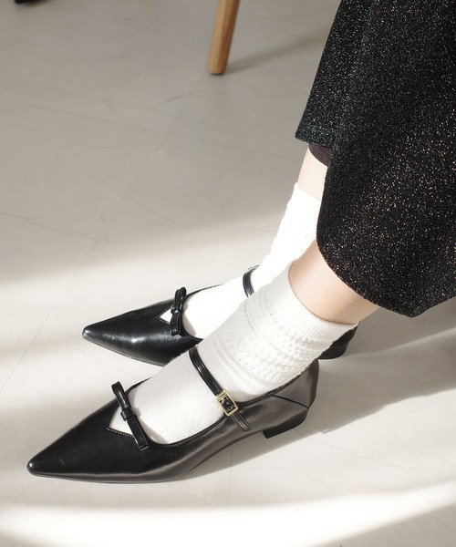 AmiAmi（アミアミ）の「柔らか！ポインテッドトゥリボンパンプス/メリージェーン（パンプス・レディース・ワインレッド/ブラック/アイボリー/シルバー・L/LL/M/S）」の17枚目の写真