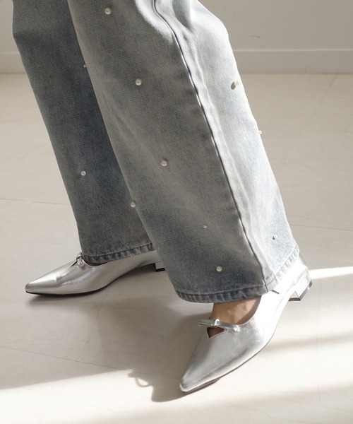 AmiAmi（アミアミ）の「柔らか！ポインテッドトゥリボンパンプス/メリージェーン（パンプス・レディース・ワインレッド/ブラック/アイボリー/シルバー・L/LL/M/S）」の22枚目の写真