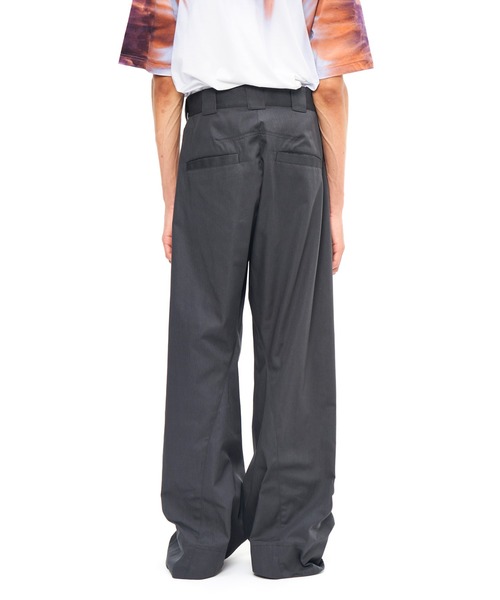 YUKI HASHIMOTO(ユウキハシモト)の「YUKI HASHIMOTO TWISTED WORK PANTS (DENIM) (PT-01-0002)(その他パンツ・メンズ・ブラック/グレー・44/46)」の6枚目の写真