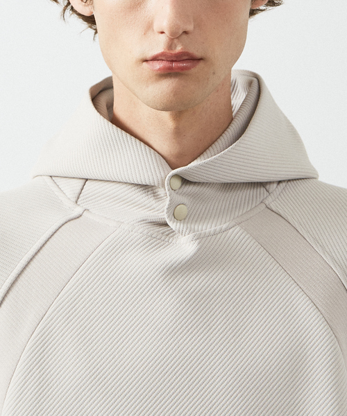 ABAHOUSE（アバハウス）の「【セットアップ対応】カルゼダンボール　プルオーバーパーカー（パーカー・メンズ・ライトグレー/カーキ/ブラック・46/44/48）」の9枚目の写真