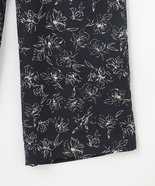 J.PRESS(ジェイプレス)の「【洗える】ラインフラワープリント ワイドパンツ(その他パンツ・レディース・アイボリー系5/ネイビー系5・7/9/11/13)」の20枚目の写真