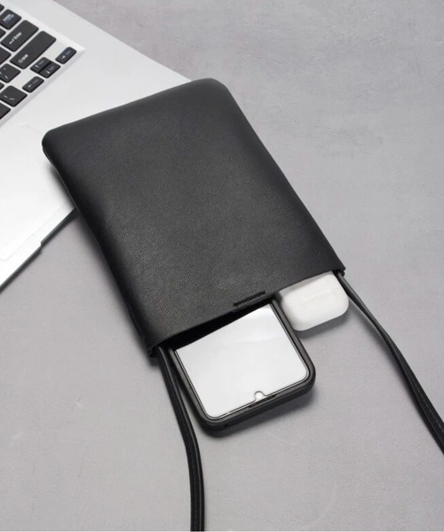 NOLITA LABORATORY（ノリータラボラトリー）の「【 NOLITA / ノリータ 】シンプルデザイン ヴィンテージブラック スマホケース ショルダーバッグ ミニ バッグ（ショルダーバッグ・レディース・ブラック・FREE）」の2枚目の写真