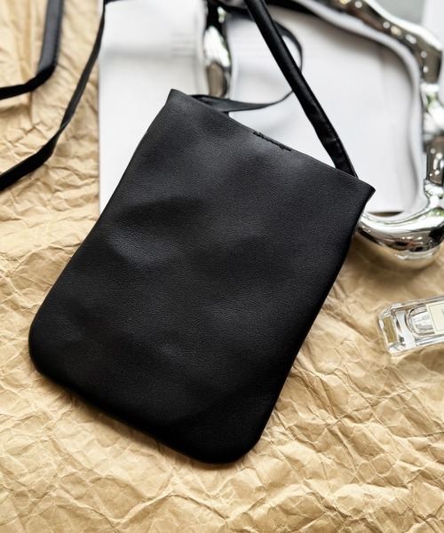 NOLITA LABORATORY（ノリータラボラトリー）の「【 NOLITA / ノリータ 】シンプルデザイン ヴィンテージブラック スマホケース ショルダーバッグ ミニ バッグ（ショルダーバッグ・レディース・ブラック・FREE）」の12枚目の写真