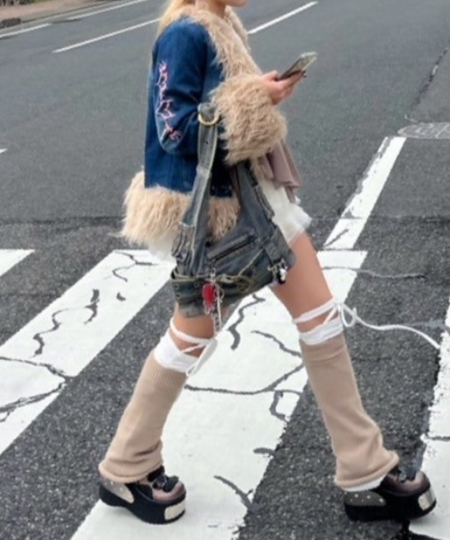 XU（エックスユー）の「【XU】denim eyelet belt bag（ショルダーバッグ・メンズ・ブルー・ONE SIZE）」の13枚目の写真