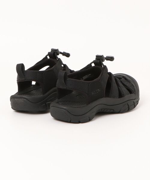 KEEN(キーン)の「《keen》NEWPORT H2 レディース(サンダル・レディース・ブラック/ベージュ/マルチ・US6.5/US7/US8/US5.5/US6/US7.5)」の4枚目の写真