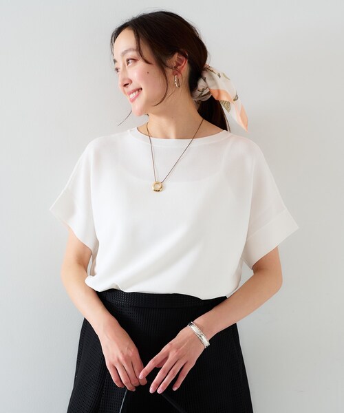 UNTITLED（アンタイトル）の「【12色展開/体型カバー/2way】バウンドスリーブニット（ニット/セーター・レディース・ナチュラル/ホワイト系3/ホワイト×ブラック/ネイビー系2/ホワイト/ブラック/ブラウン系/ライトオレンジ系/ブルーパープル/ライトパープル/オレンジ/ブルー系その他・00/02/04/44/48）」の15枚目の写真