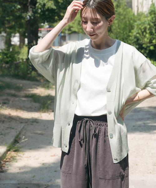 ITEMS URBANRESEARCH（アイテムズ アーバンリサーチ）の「シアーVネックニットカーディガン（カーディガン/ボレロ・レディース・ミント/モカ/ブラック/グレー系その他・FREE）」の22枚目の写真