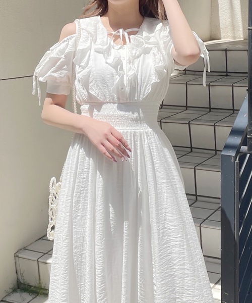 one way(ワンウェイ)の「楊柳と花柄ラッフルワンピース(ワンピース・レディース・ベージュ系その他/ホワイト系その他/ホワイト/ブラック・FREE)」の8枚目の写真