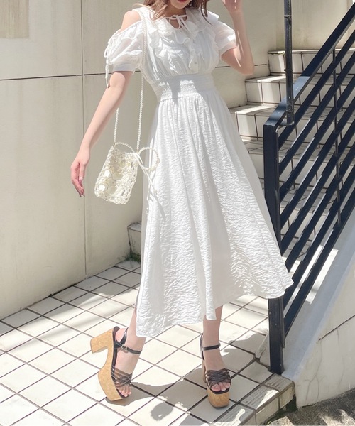 one way(ワンウェイ)の「楊柳と花柄ラッフルワンピース(ワンピース・レディース・ベージュ系その他/ホワイト系その他/ホワイト/ブラック・FREE)」の11枚目の写真