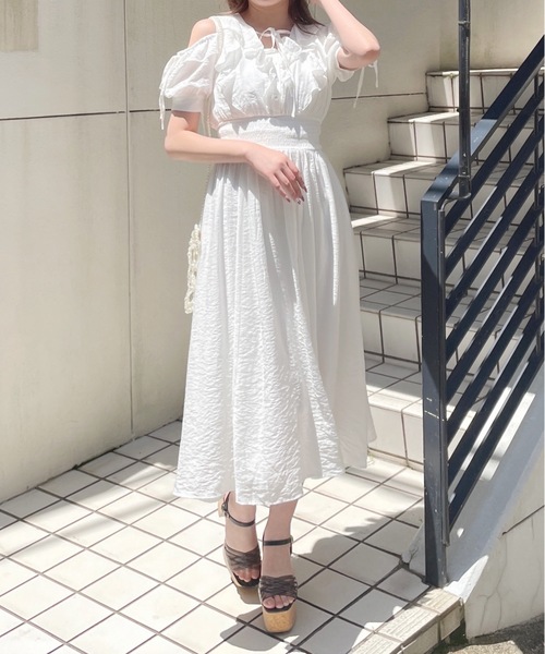 one way(ワンウェイ)の「楊柳と花柄ラッフルワンピース(ワンピース・レディース・ベージュ系その他/ホワイト系その他/ホワイト/ブラック・FREE)」の12枚目の写真