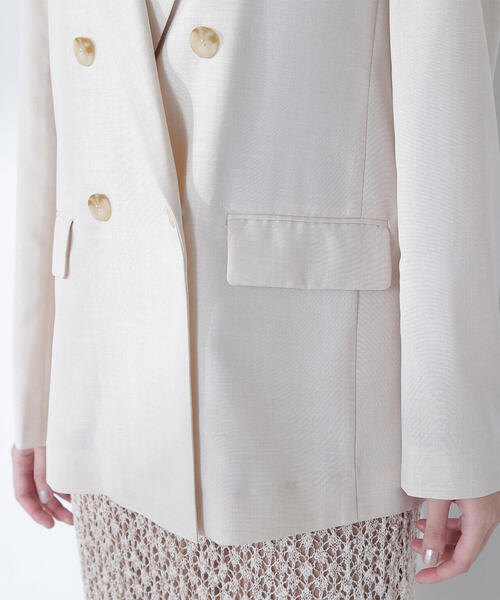 NATURAL BEAUTY BASIC（ナチュラルビューティーベーシック）の「◇ライトボクシーダブルジャケット（テーラードジャケット・レディース・ベージュ/ネイビー/キャメル・SMALL/MEDIUM）」の22枚目の写真