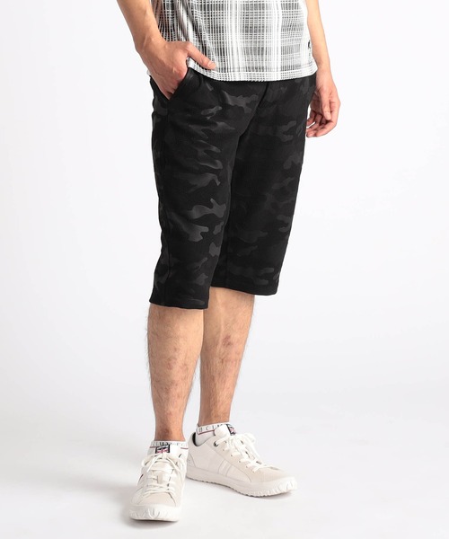 NICOLE CLUB FOR MEN（ニコルクラブフォーメン）の「エンボスクラック柄ハーフパンツ（その他パンツ・メンズ・ホワイト系2/ブラック系2/ブラック系1/ホワイト系1・MEDIUM/LARGE/SMALL/X-LARGE）」の3枚目の写真