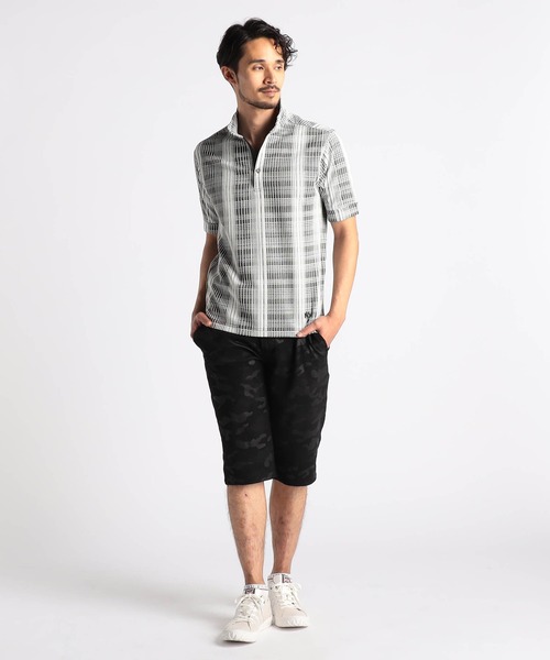 NICOLE CLUB FOR MEN（ニコルクラブフォーメン）の「エンボスクラック柄ハーフパンツ（その他パンツ・メンズ・ホワイト系2/ブラック系2/ブラック系1/ホワイト系1・MEDIUM/LARGE/SMALL/X-LARGE）」の6枚目の写真