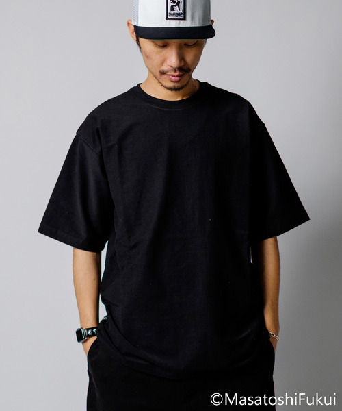 CHROME（クローム）の「［ CHROME / クローム ］LSC TEE WIDE FIT OG LOGO / ライムストーン ケーブ ティー ワイド フィット オリジナル ロゴ 接触冷感 空間冷却 鍾乳洞TEE（Tシャツ/カットソー・メンズ・ホワイト/ブラック・L/XL/M）」の2枚目の写真