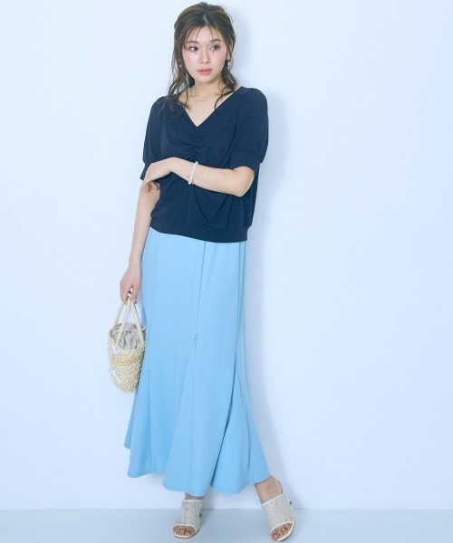 marun（マルン）の「＜大きいサイズ＞ハートネックデザイントップス marun（Tシャツ/カットソー・レディース・ピンク/ダークネイビー・3L/4L/5L/L/LL）」の9枚目の写真