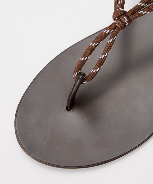 NICOLAS LAINAS(ニコラスライナス)の「【NICOLAS LAINAS】ストラップサンダル(サンダル・レディース・レッド/ブラウン・38inch/37inch)」の6枚目の写真