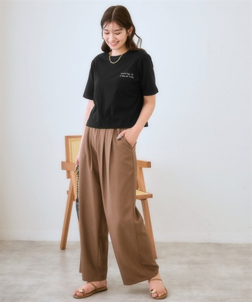 nissen（ニッセン）の「綿１００％クロップド丈ロゴＴシャツ(接触冷感)（Tシャツ/カットソー・レディース・ブルー/オフホワイト/ブラック・LL/S/M/L）」の7枚目の写真