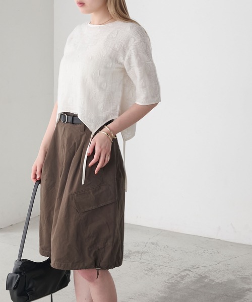 forksy.(フォルクシー)の「【forksy.】ハートジャガード 裾デザイン 半袖トップス(Tシャツ/カットソー・レディース・ブラック/アイボリー・FREE)」の7枚目の写真
